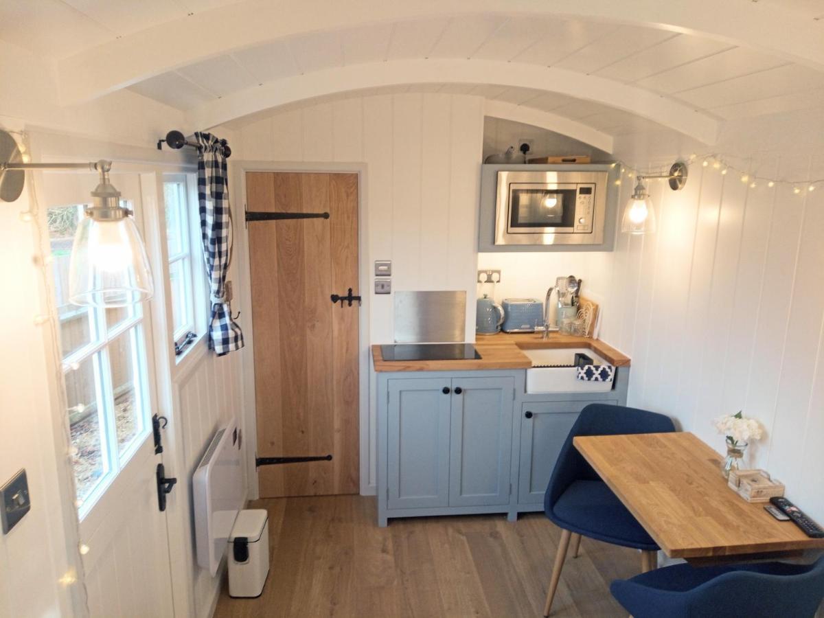 Yew Tree View Luxury Shepherd'S Hut スターミンスター・ニュートン エクステリア 写真